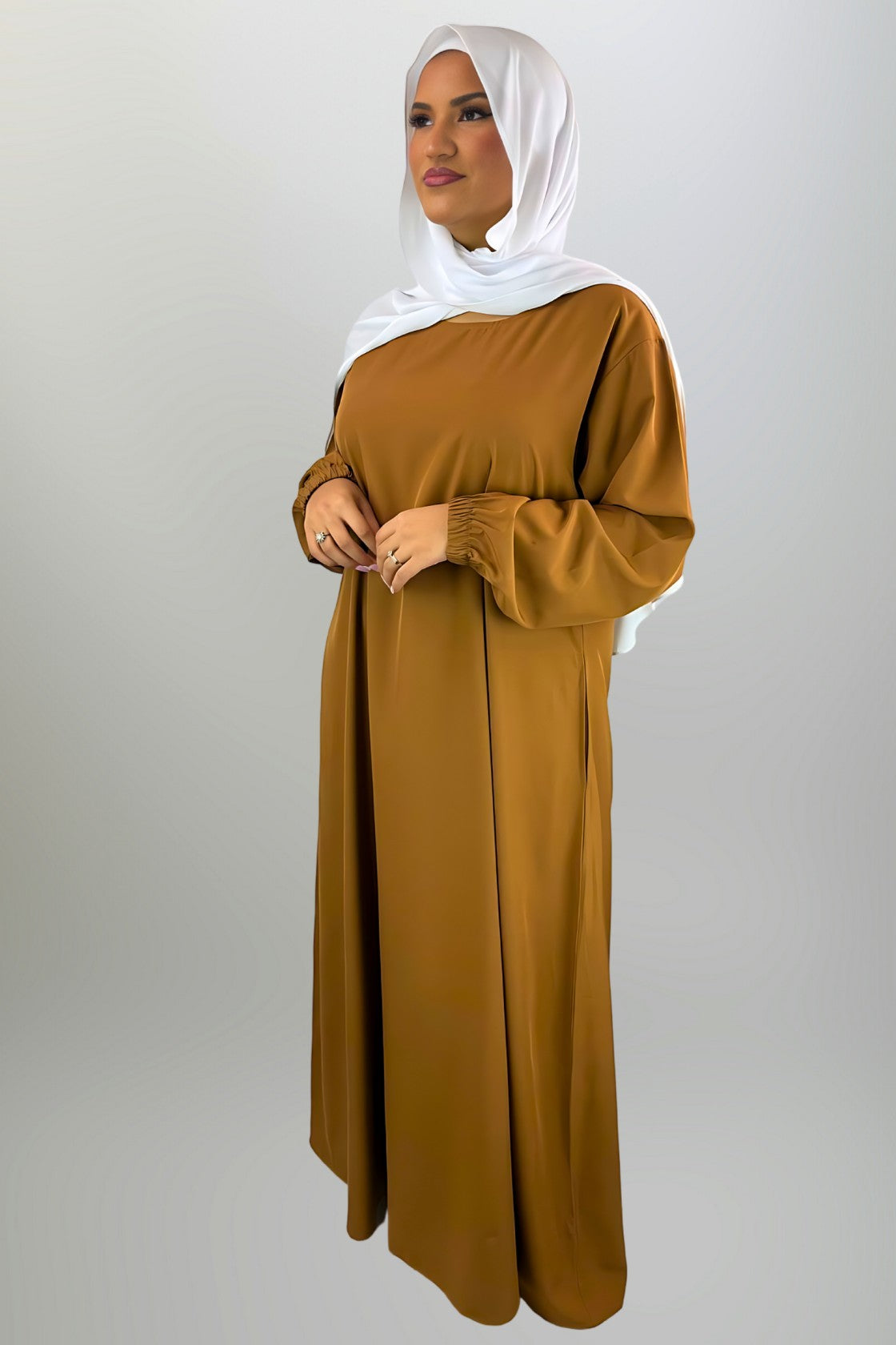 Caramel Closed Abaya with Pockets