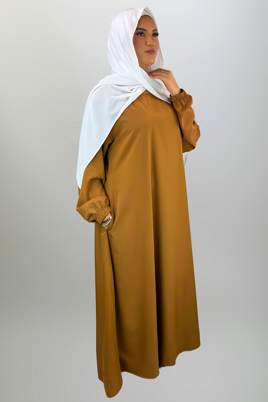 Caramel Closed Abaya with Pockets