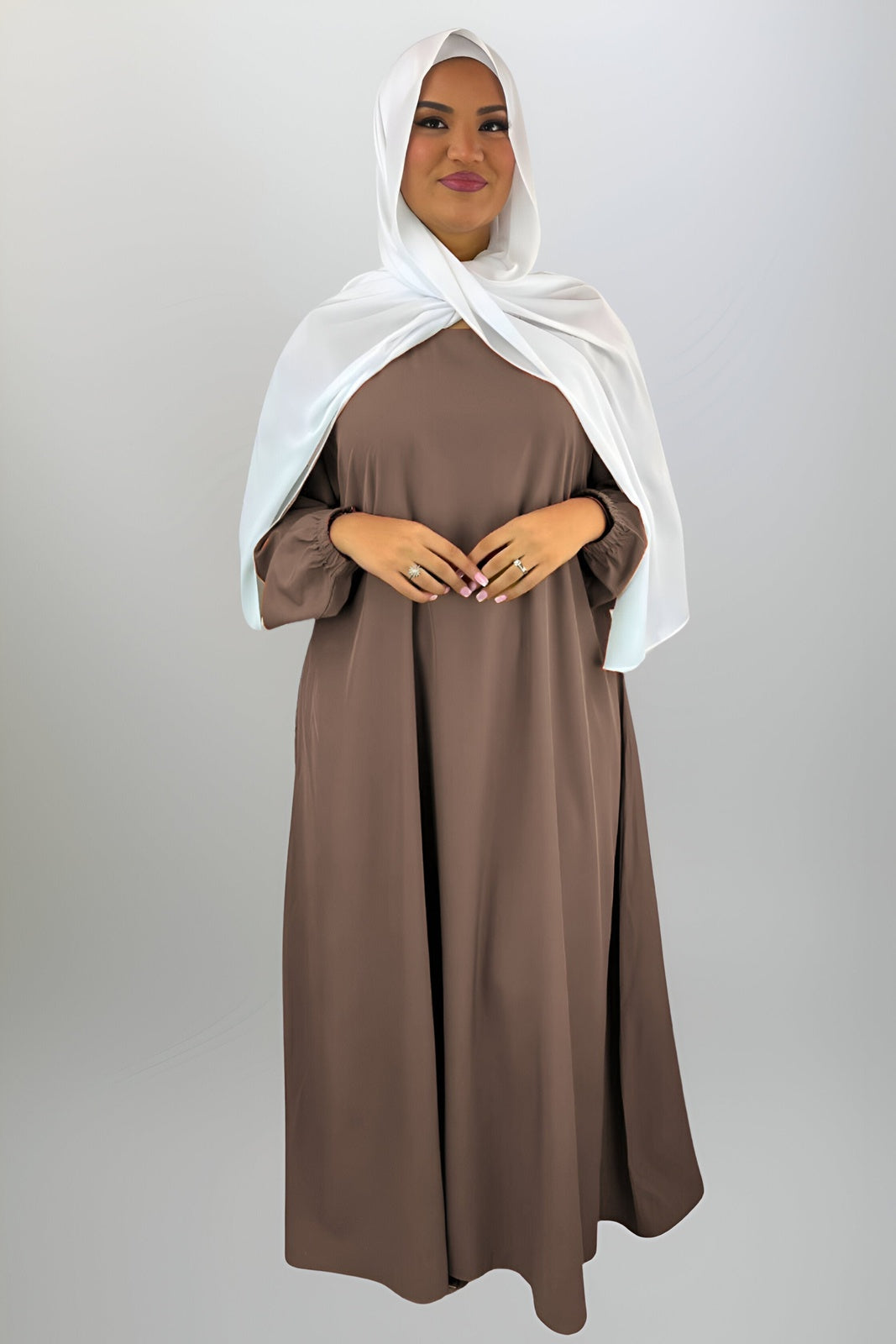 Nude Closed Abaya with Pockets